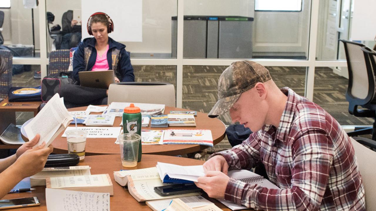 Academic writing services image